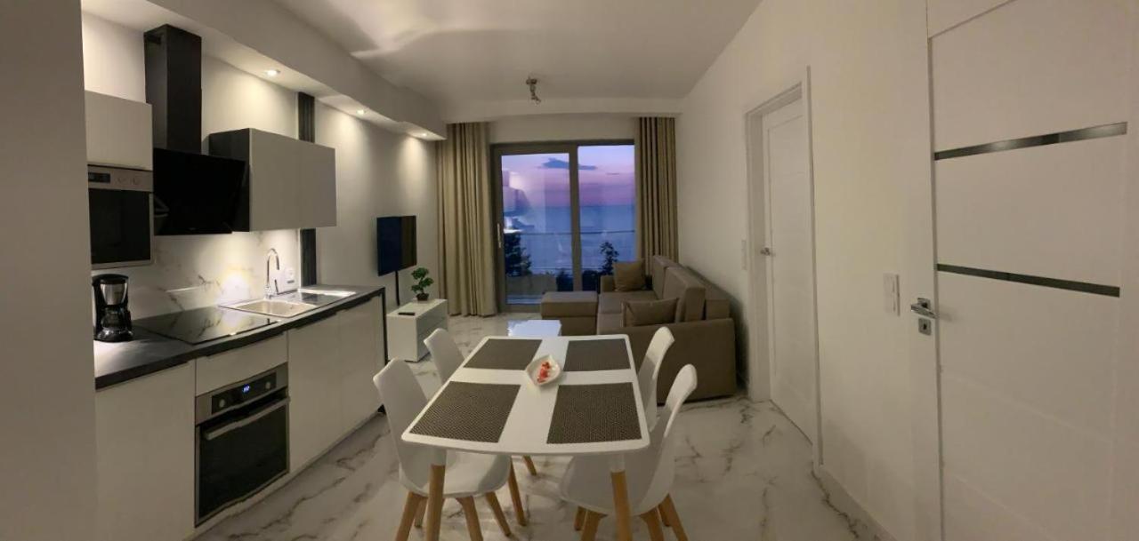 מידזיזדרויה Fischer Apartments מראה חיצוני תמונה